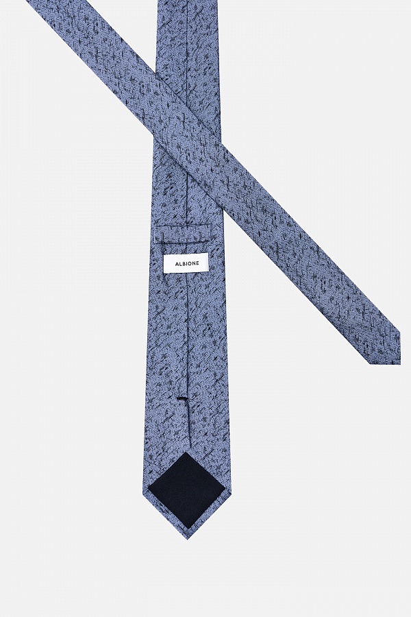 Стильный галстук синего цвета