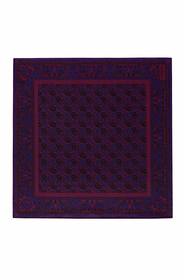 Бордово-фиолетовый платок с орнаментом