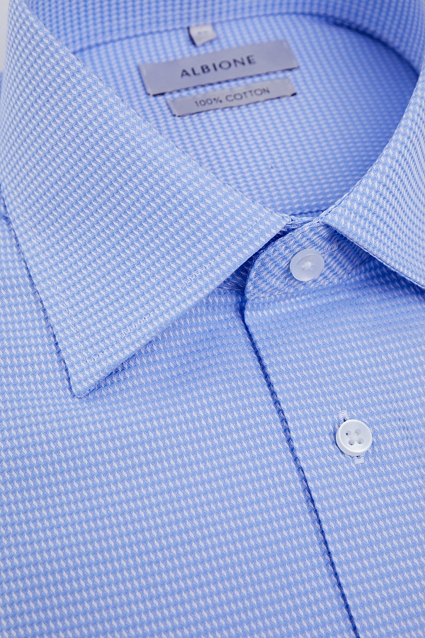 Светло-голубая сорочка из текстурной ткани
