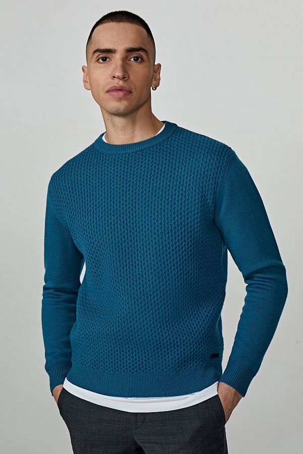 Бирюзовый свитер с текстурным узором
