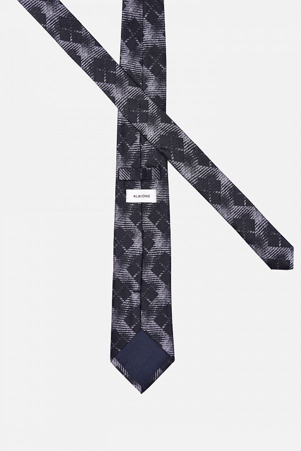 Черный галстук с узором ромб