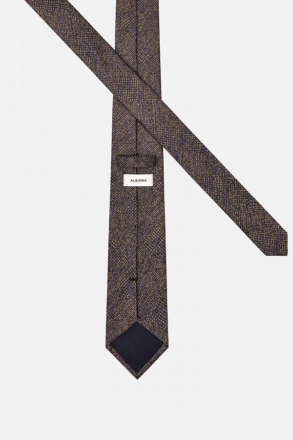 Светло-коричневый галстук