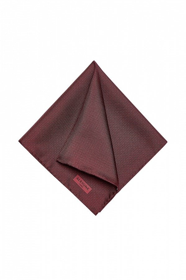 Бордовый платок с графичнам принтом