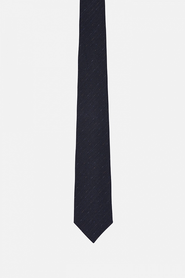 Стильный галстук черного цвета