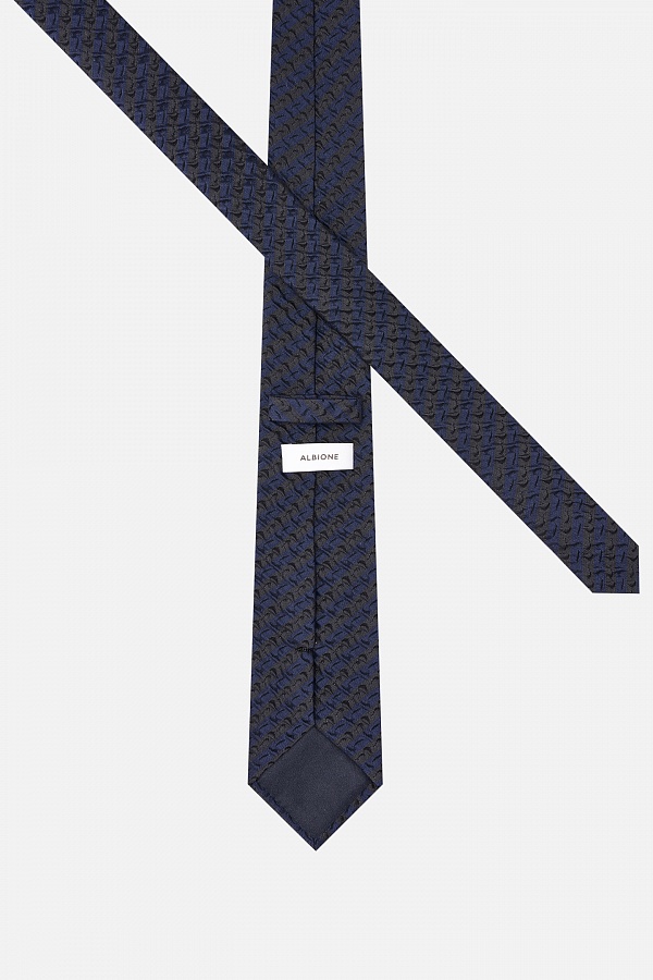 Стильный темно-синий галстук