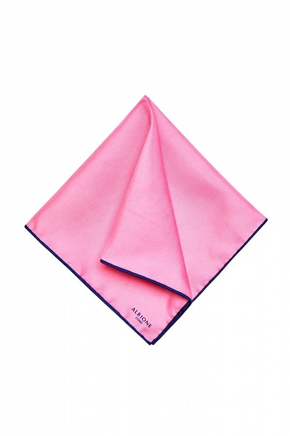 Розовый платок с каймой