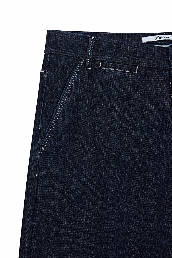 Темно-синие прямые джинсы