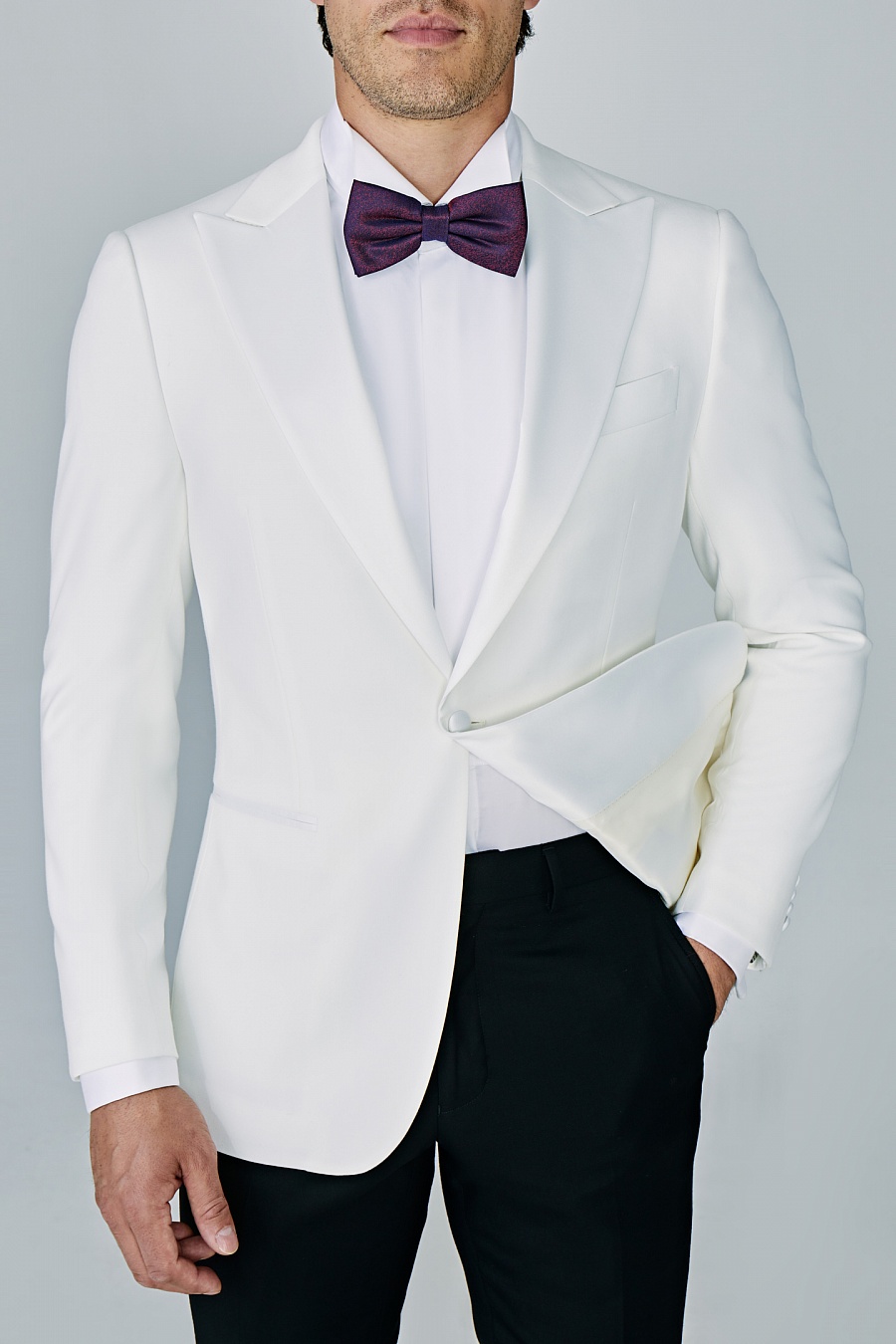 Белый пиджак-смокинг 717PA купить по цене 25 000 р. в интернет-магазинеAlbione в Москве и РФ