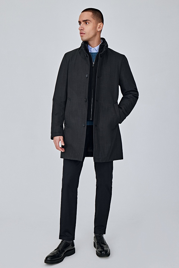 Черная куртка-пальто со складным капюшоном