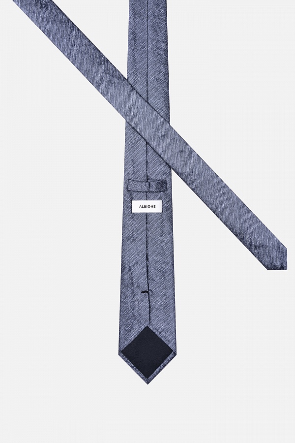 Стильный галстук серого цвета