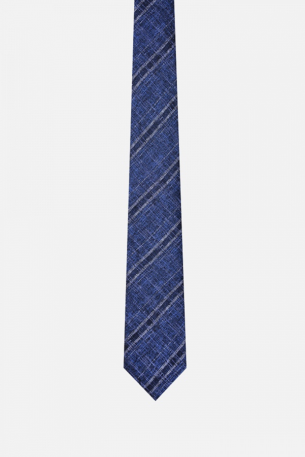 Синий галстук с в полоску